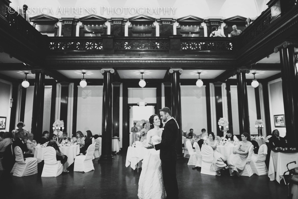 Buffalo History Museum Wedding Venue Photos | Jessica Ahrens Photography